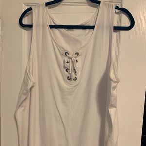 Plus sz 2X white new blue worn twice